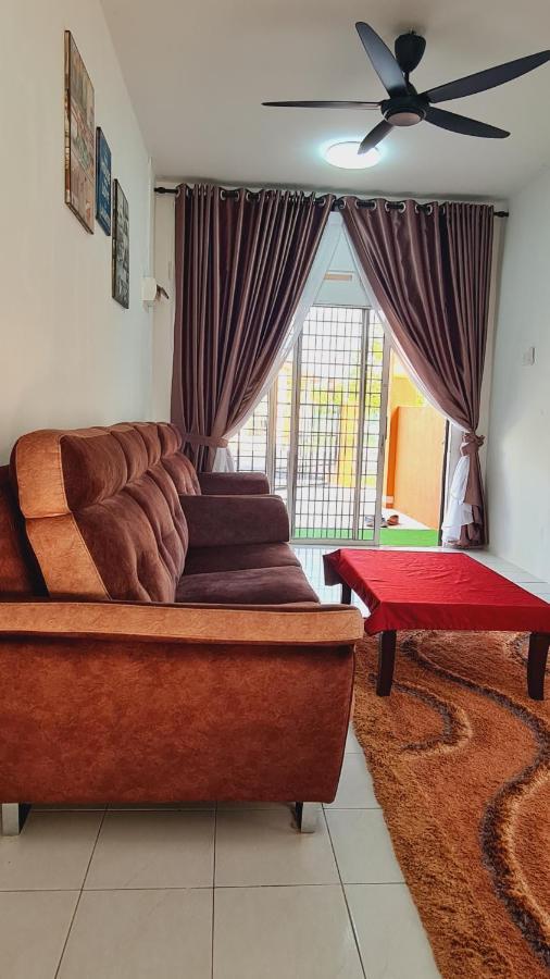 Anjung Klia House 72 With Neflix Villa Banting  Exterior photo